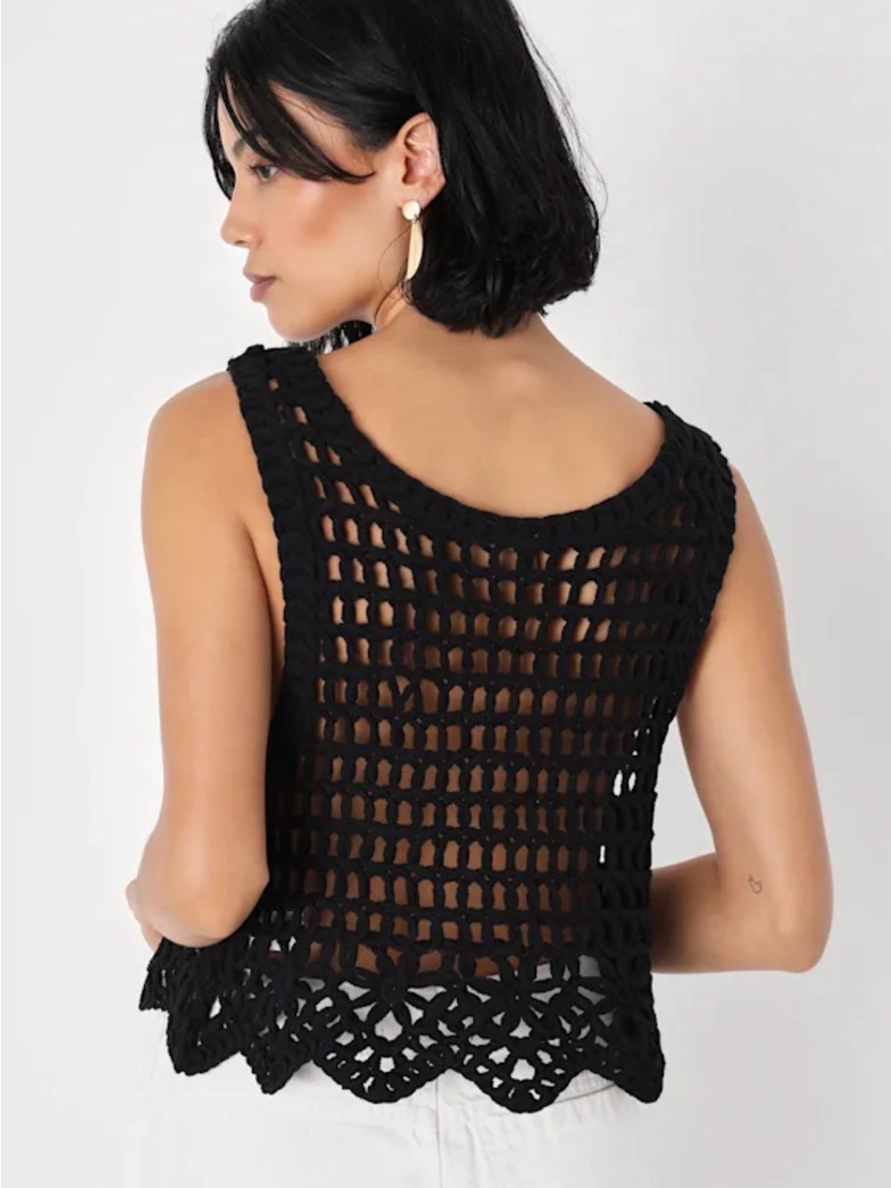 Lulu's Black Crochet Crop Tank